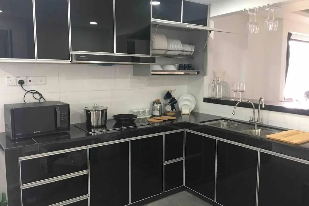 Nyaraló 22Pax :Taman Pelangi Party House Nearby Midvelly Villa Johor Bahru